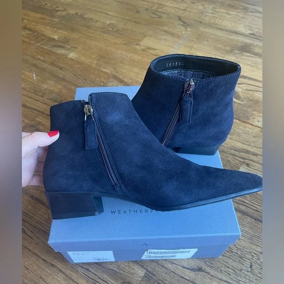 Aquatalia black suede booties - Picture 2 of 6